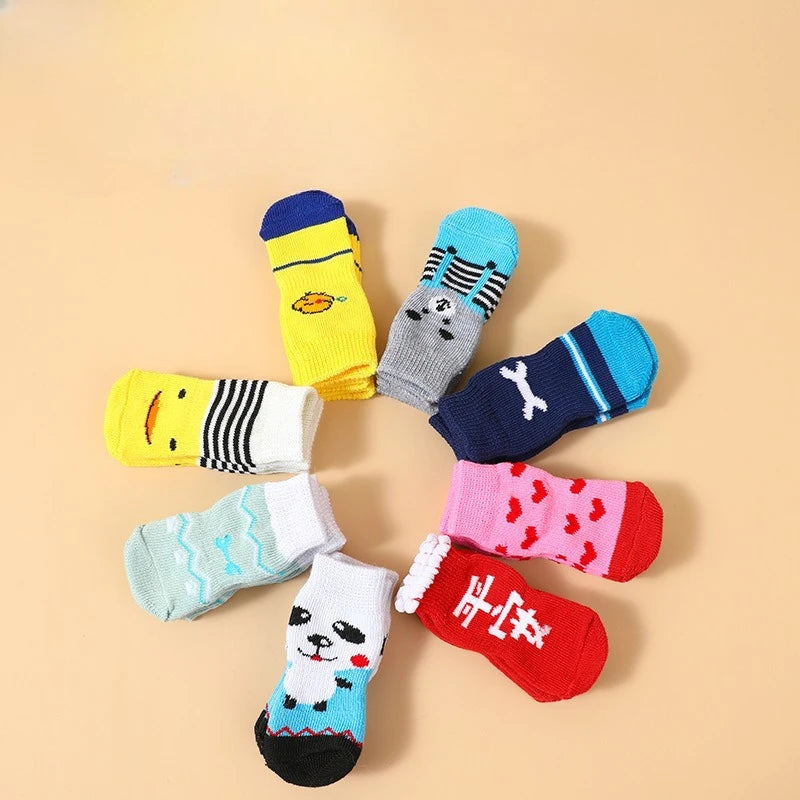 4 Pcs/set Cat and Puppy Shoes Of Cute Pet Dog Socks with Printed Non-slip To Protect and Prevent Dirt Warm Pet Puppy Socks