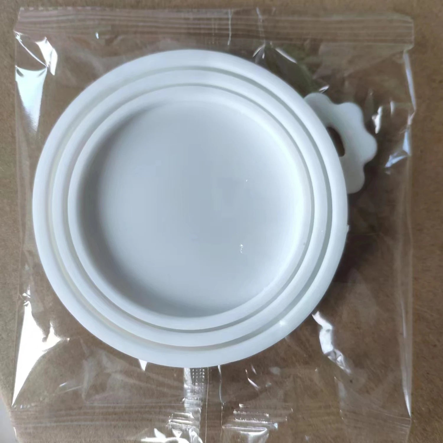 3 Pcs Pet Food Storage And Preservation Lid 3-in-1 Silicone Jar Lid Safe And Non-toxic Suitable For Cat And Dog Food Can Sealing