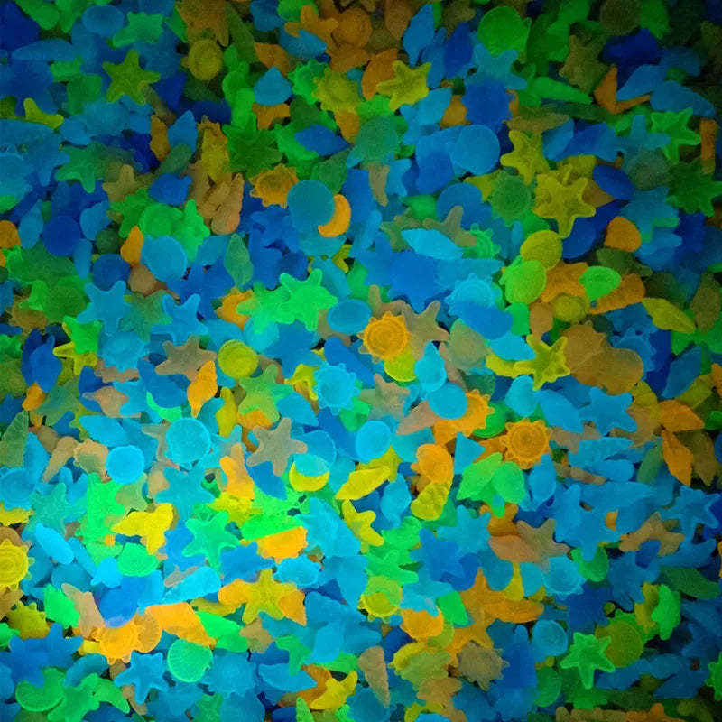 100pcs Luminous Ocean Stone Conch and Shell Fish Tank Decoration Simulated Aquatic Gravel Glow in Dark Pretty Little Rocks