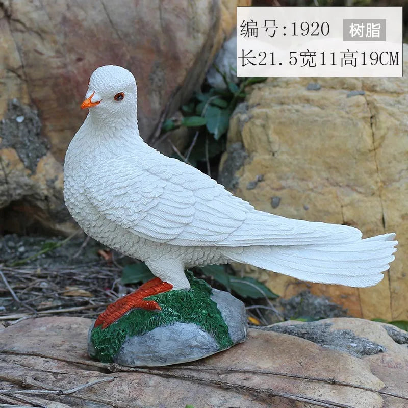 Outdoor garden simulation animal white dove model, garden decoration prop, resin simulation pigeon figurine