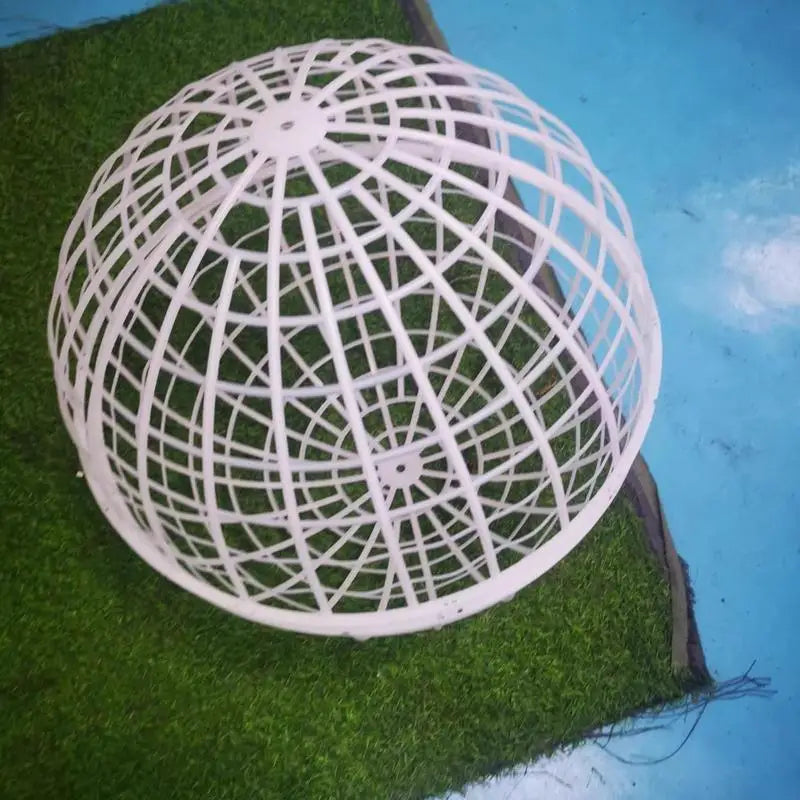 Chicken Balls Cage For Outside Spherical 3 Pieces Chicken Cage Pet Safety Cage Ball-Shaped Chicken Hamster Ball Cage Safe