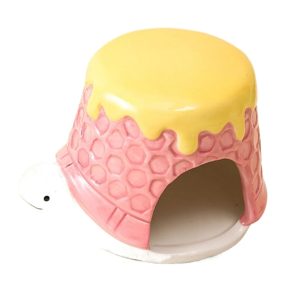 Pet Products Ceramic Hamster Nest Cake Shaped Cute Pet Small House Creative Cooling Hamster Bed Bird