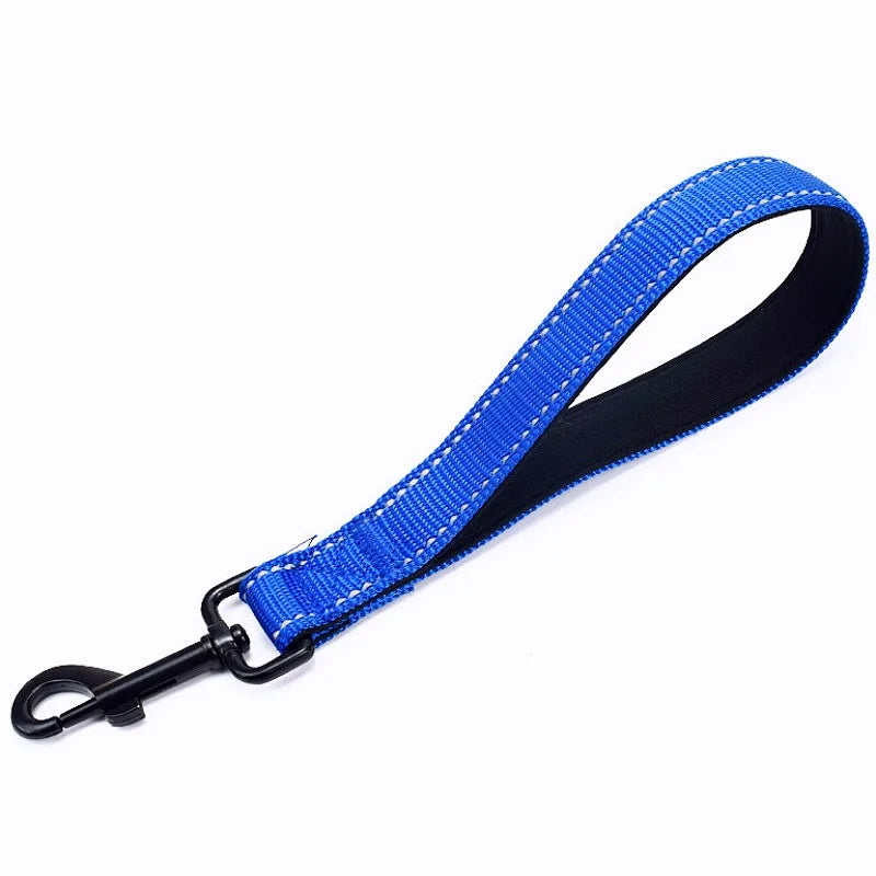 Dog Leash 25cm Dogs Leashes Reflective Short Leash for Medium Large Dog Walking Soft Padded Handle Dogs Leashes Short Pet Chain
