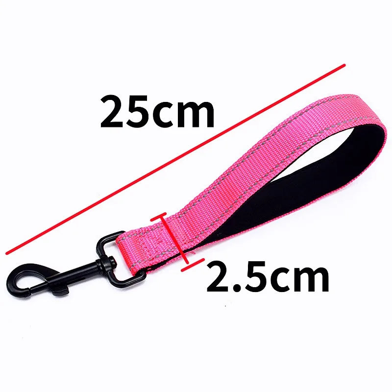 Dog Leash 25cm Dogs Leashes Reflective Short Leash for Medium Large Dog Walking Soft Padded Handle Dogs Leashes Short Pet Chain
