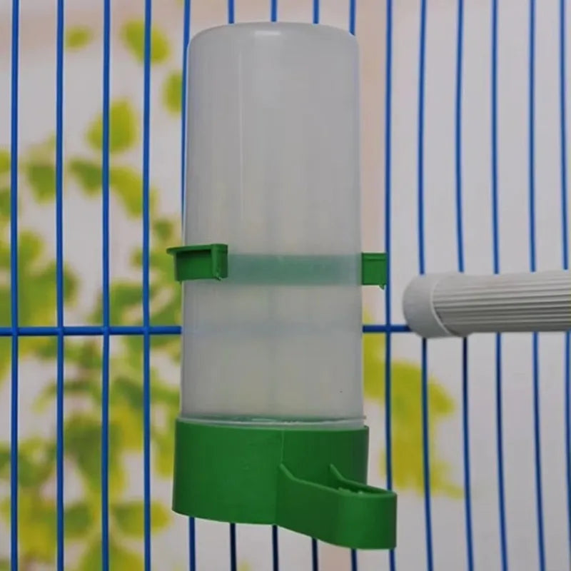 1Pc Bird Feeder Waterer Drinker Pet Clip for Bird Feeder Parrot Pet Water Dispenser Agricultural Equipment (size:M/L)