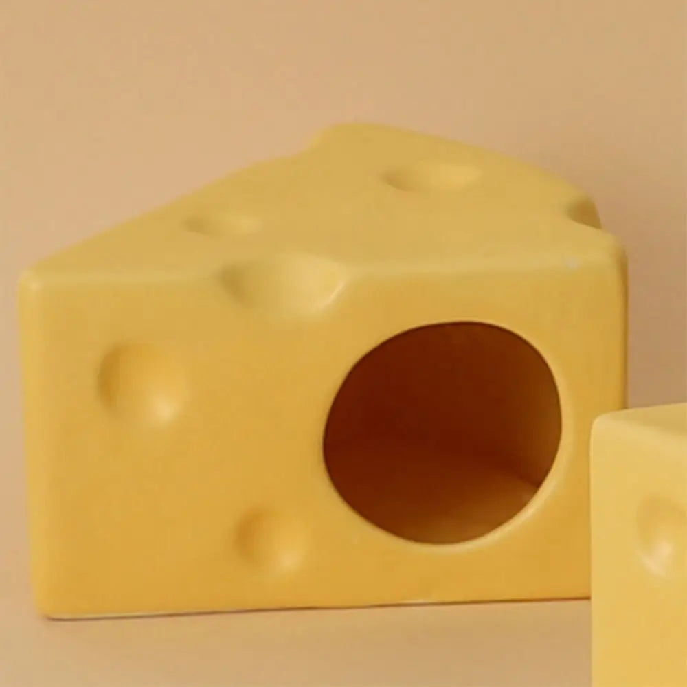 Creative Hamster Hideout Ceramics Hut Decorative Ceramics Hamster House Cheese Shape Hiding Hole Hamster Bed Pet Nesting