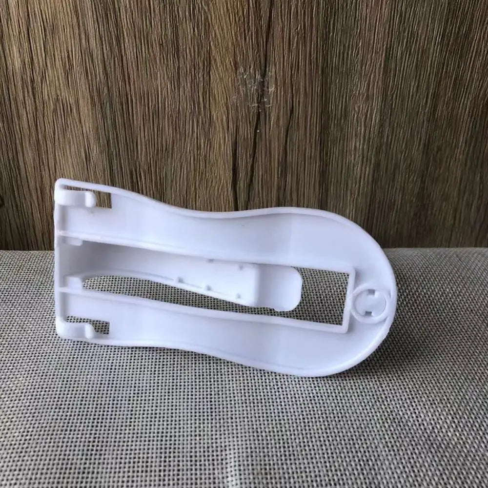 Budgie Cockatiel Fruit Vegetable Pet Cage Accessories Bird Food Holders Cuttlebone Clip Feeding Clamp Parrot Feeder