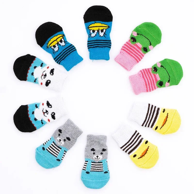 4 Pcs/set Cat and Puppy Shoes Of Cute Pet Dog Socks with Printed Non-slip To Protect and Prevent Dirt Warm Pet Puppy Socks