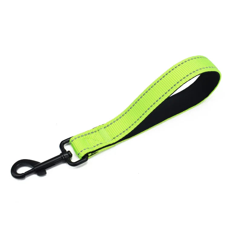 Dog Leash 25cm Dogs Leashes Reflective Short Leash for Medium Large Dog Walking Soft Padded Handle Dogs Leashes Short Pet Chain