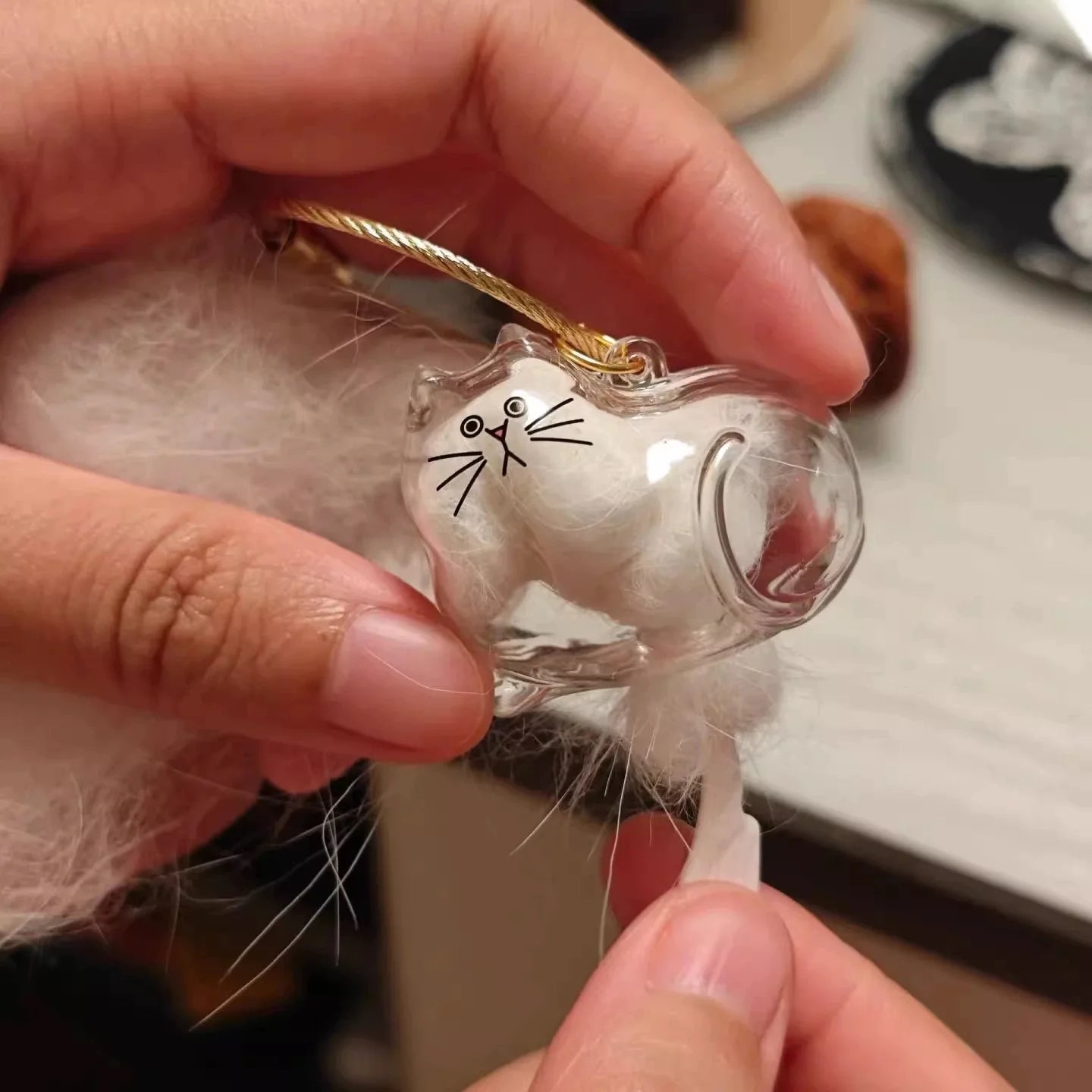 Cat Dog Keychain Pet Hair Storage Box Cute Pets Hair Fur Collection Memory DIY Pendants Bag Decoration Hanging Souvenirs Gift