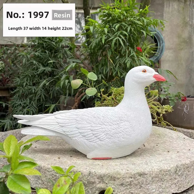 Outdoor garden simulation animal white dove model, garden decoration prop, resin simulation pigeon figurine