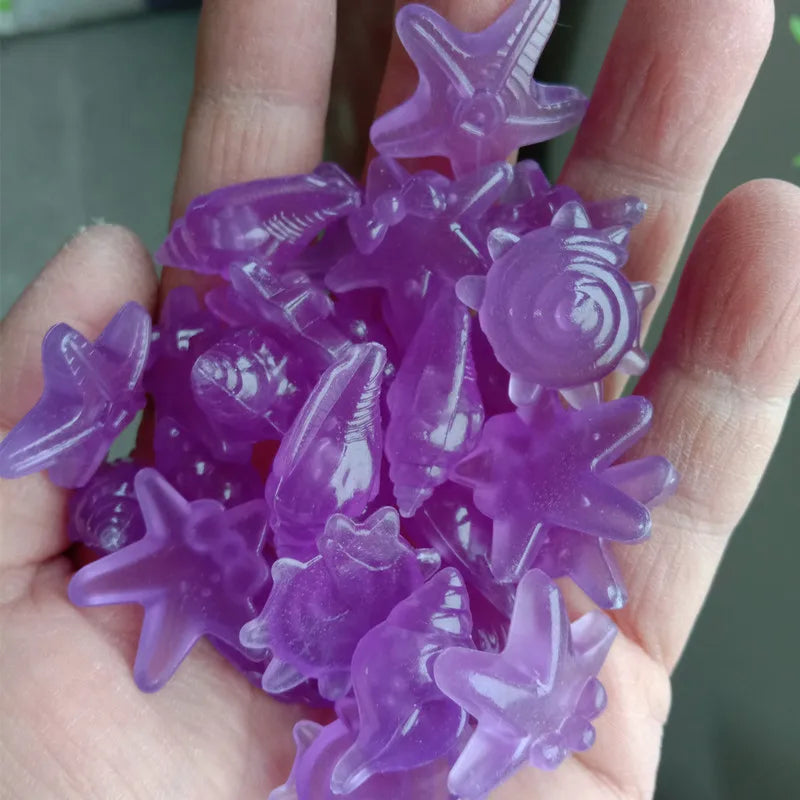 100pcs Luminous Ocean Stone Conch and Shell Fish Tank Decoration Simulated Aquatic Gravel Glow in Dark Pretty Little Rocks
