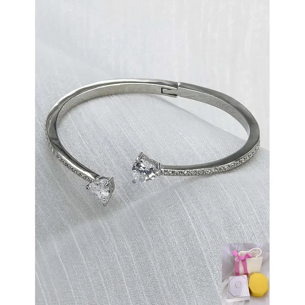 cat Fashion jewelry new product ATTRACT SOUL HEART bracelet exquisite white heart-shaped women's high-end gift