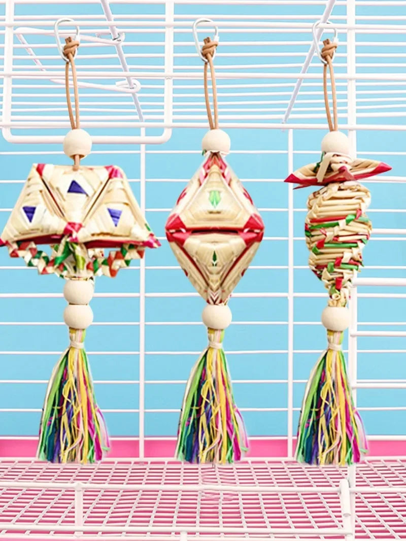 1 Pcs Pet Parrot Bird Chew Toys Handmade Natural Straw  Chewing Bite Hanging Cage Bell Swing Climb Playing Pendant