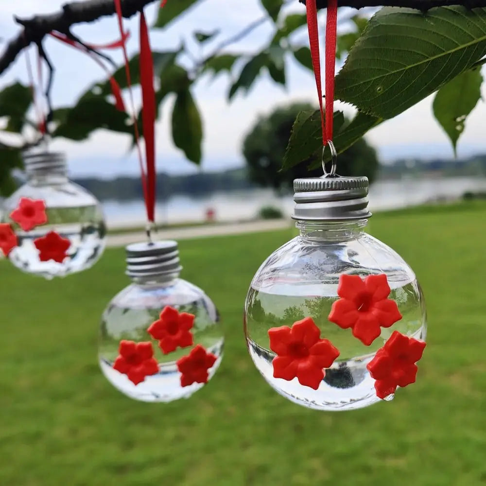 PET Hummingbird Feeder Spherical / Heart Shape 3 Ports Birds Water Dispenser Transparent Visible Leak Proof Hanging Bird Feeder