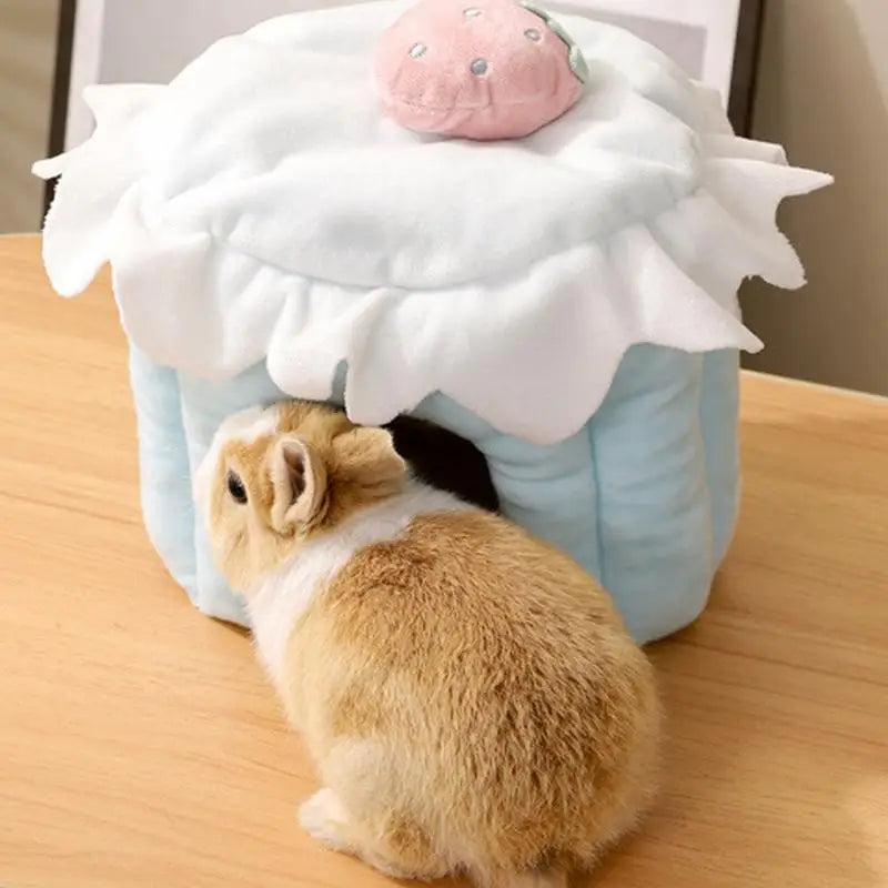 Hamster Cave Bed Soft Warm House Bed for Small Pet Cake Shaped Small Animal Winter Sleeping House for Small Pets Bunnies