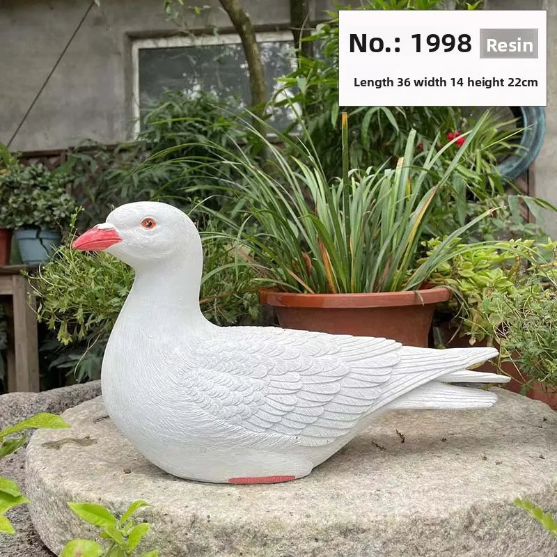 Outdoor garden simulation animal white dove model, garden decoration prop, resin simulation pigeon figurine