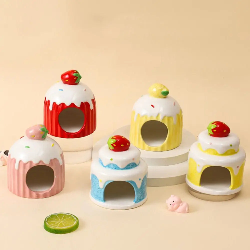 Pet Products Ceramic Hamster Nest Cake Shaped Cute Pet Small House Creative Cooling Hamster Bed Bird