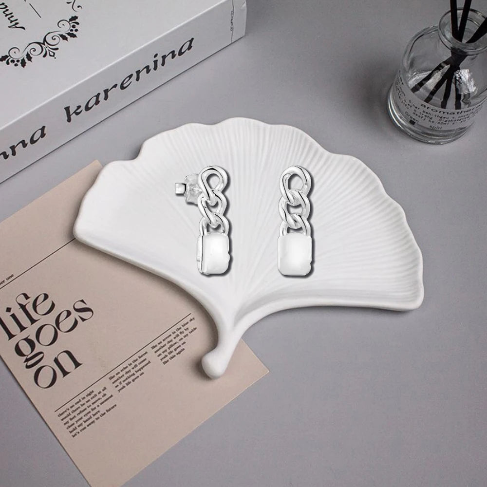 New Spanish original brand light luxury exquisite heart-shaped earrings with inlaid jewelry, birthday gift, cat accessories
