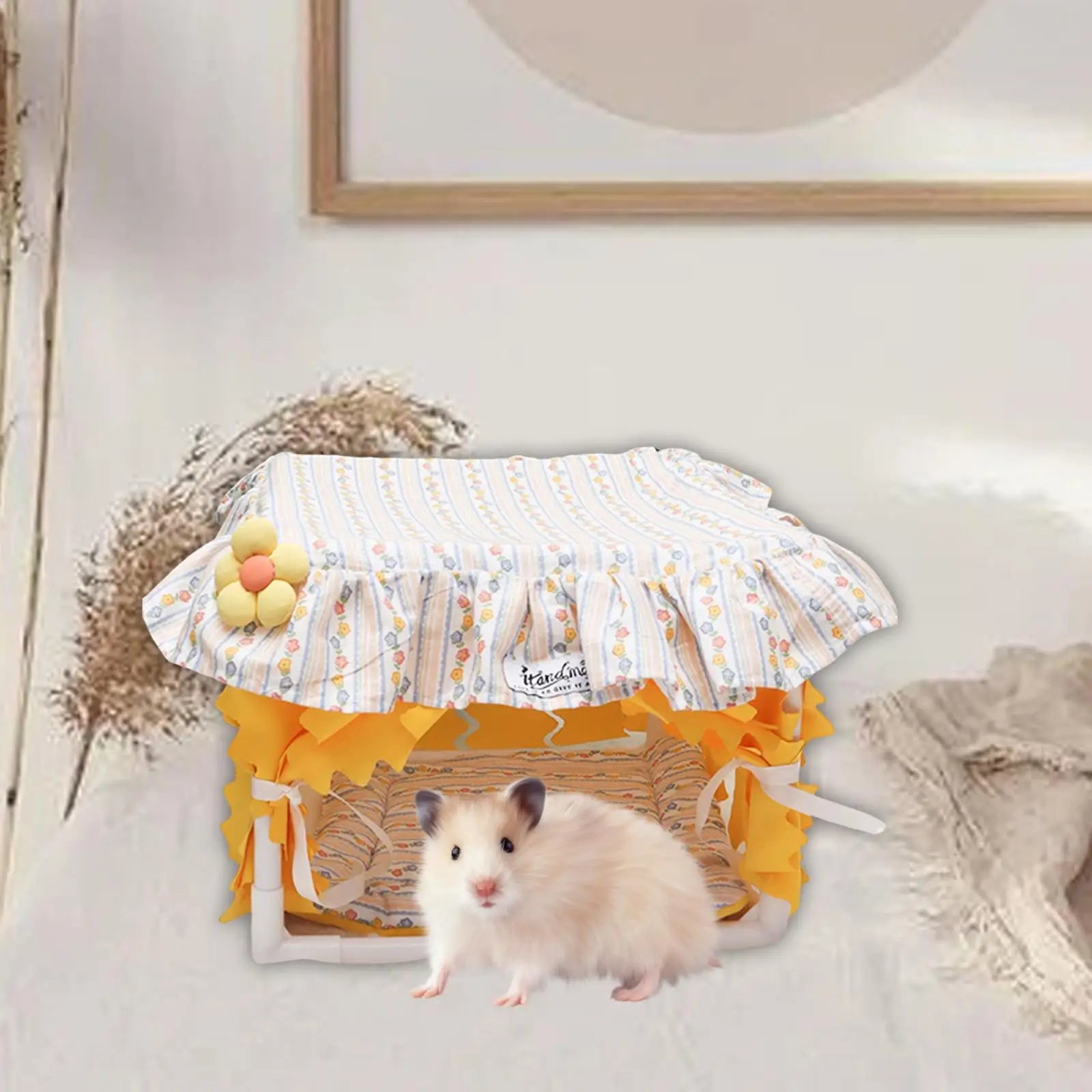 Guinea Pig Hideout with Sleeping Cushion with Curtains Guinea Pig Bed Hamster Nest for Chinchilla Hedgehog Hamster Rat Bunny