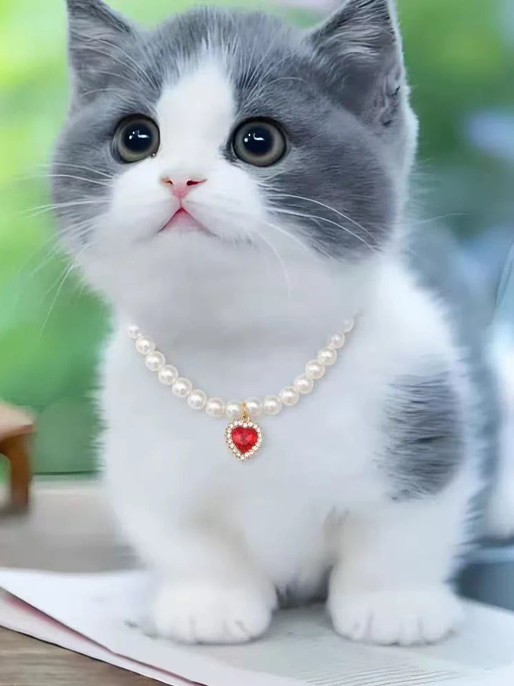 Luxury Pearl Pet Collar Pet Cat Dog Collar Love Pendant Pet Supplies Love Crystal Collar Kitten Collar Cat Necklace