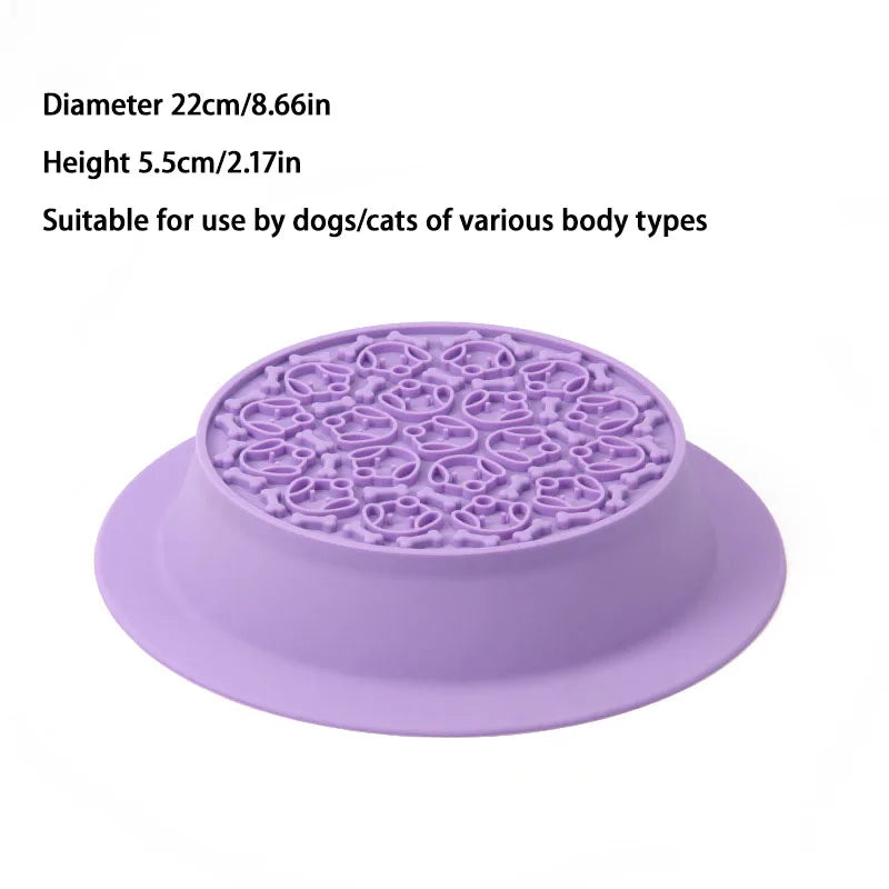 High-quality anti-choking slow-feeding portable silicone pet bowl anti knock, anti choking, cat and dog drink water for slow