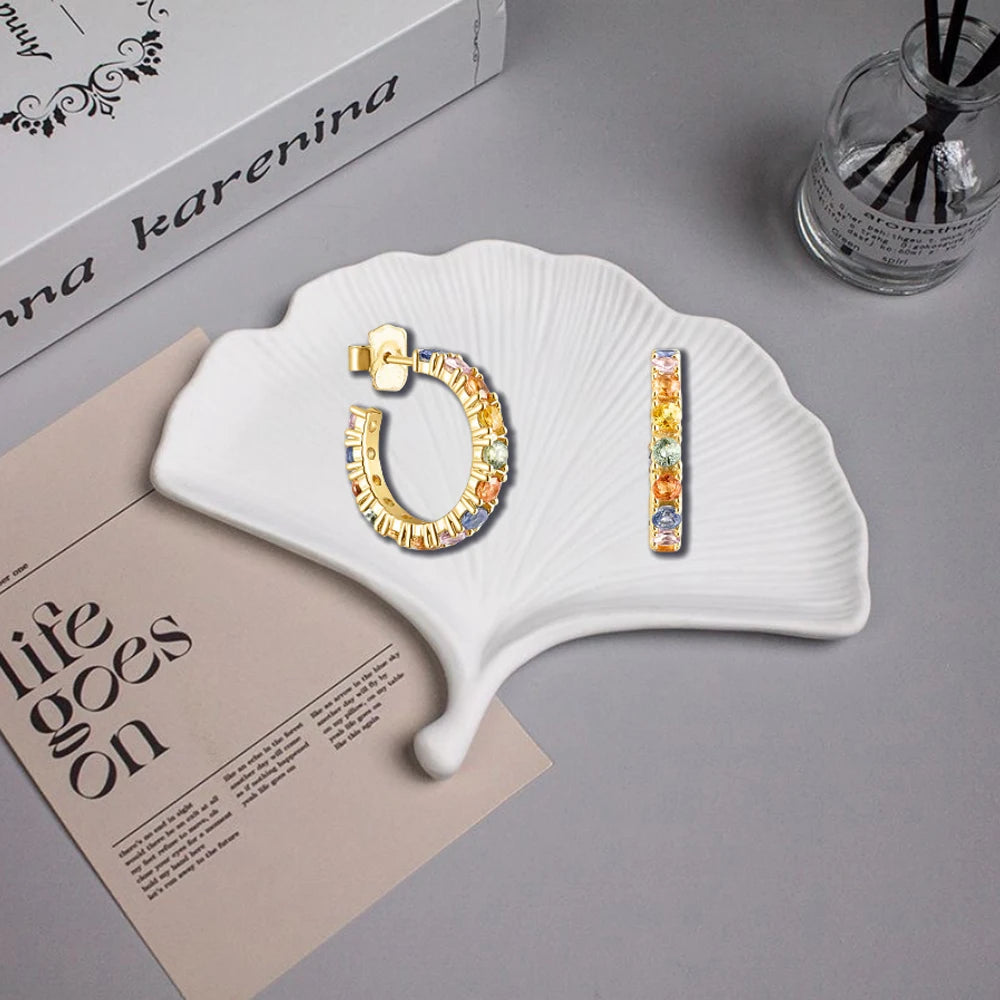 New Spanish original brand light luxury exquisite heart-shaped earrings with inlaid jewelry, birthday gift, cat accessories