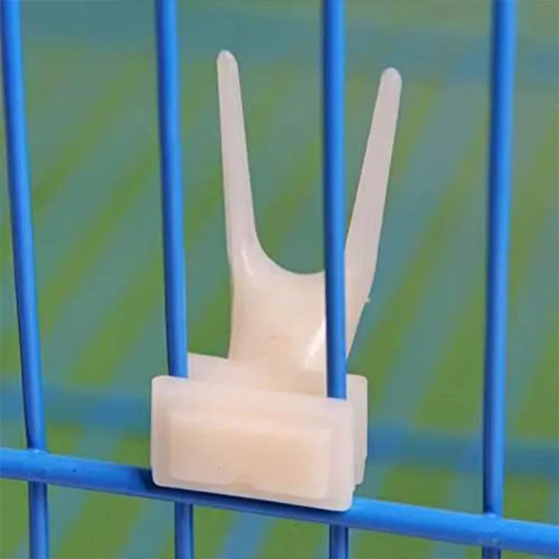 Bird Parrot Fruit Fork Pet Supplies Plastic Food Rack Cage Feeding Pet Supplies Fruit Snack Fork Bird Cage Accessories