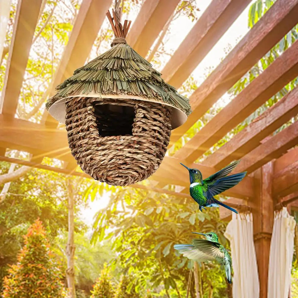 Charming Decorative Hummingbird House Hand-woven Hummingbird Nest House Natural Grass Hung Bird For Garden Patio Lawn Office