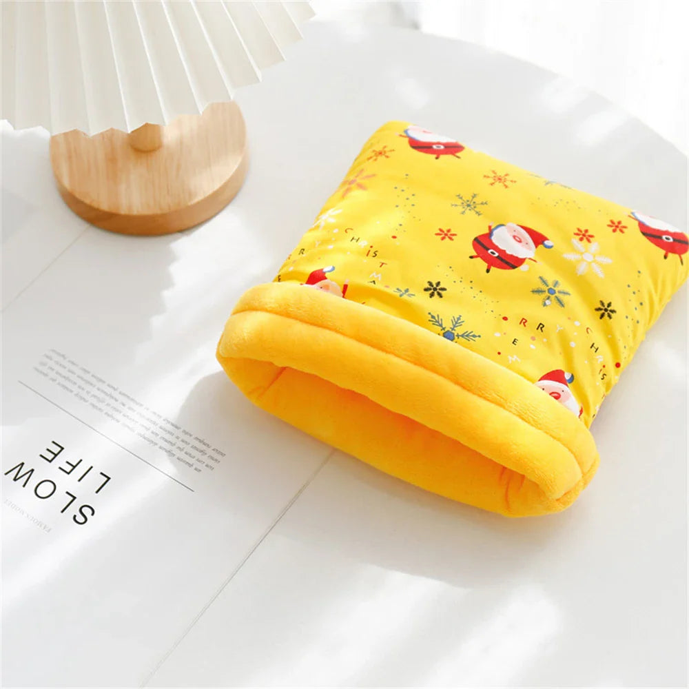 Cartoon Flower Santa Claus Guinea Pig Sleeping Bags Soft Cotton Hedgehog Rat Cage Pet Rest House Hut Tent Hamster Accessories